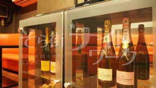 どこか懐かしさを感じる大人達が集まるお店☆シフトも自由です☆