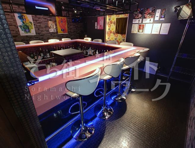 ノーストレスで稼ぐ。そんな理想が叶っちゃうガールズバーです！