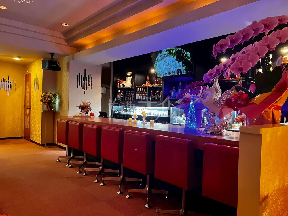 とにかくガッツリ稼ぎたい方必見!お酒&お喋り好きさん大歓迎♪