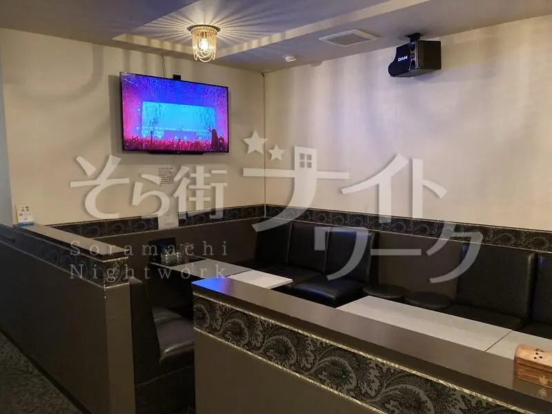 稼がせるのが当たり前!慕われ店長のモットーは「楽しく稼ごう」♪