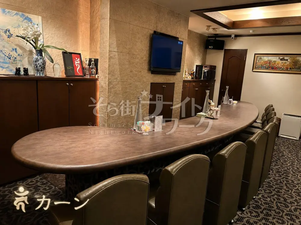 「できるかな?」を「楽しい」に♪未経験歓迎の完全会員制スナック
