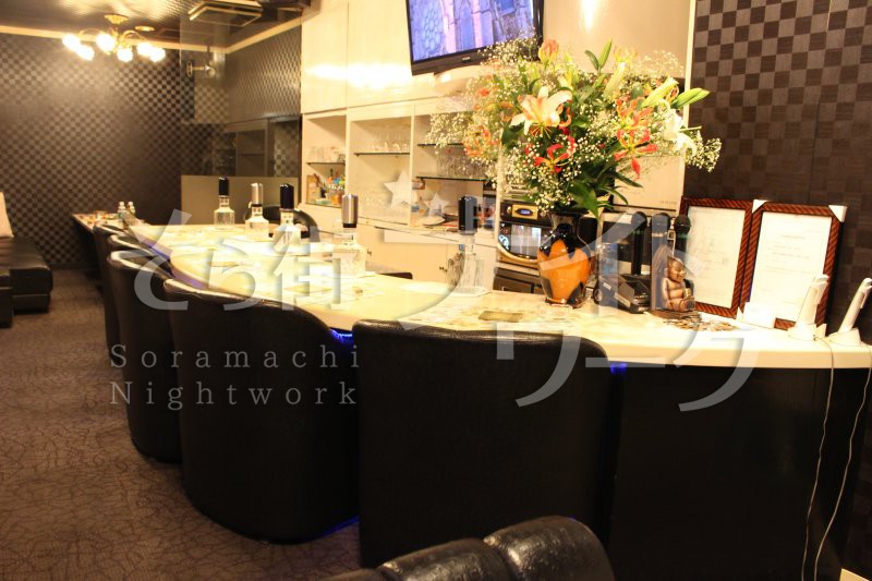 温かみのある店内☆ゆっくりとした時間が流れるお店です♪