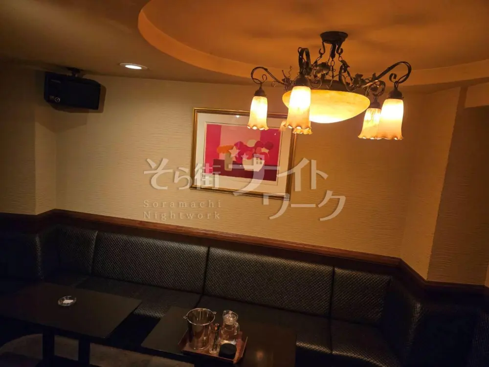 無理しない夜バイト♪常連様が9割の安心店★体験日給1万円！
