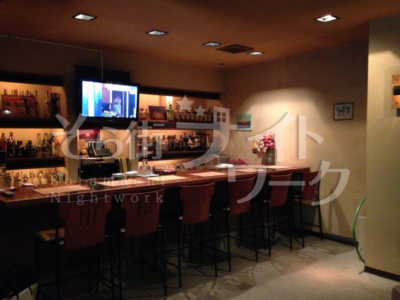 お客様は皆仲良し♪お店の中はいつも和気あいあいの雰囲気です☆