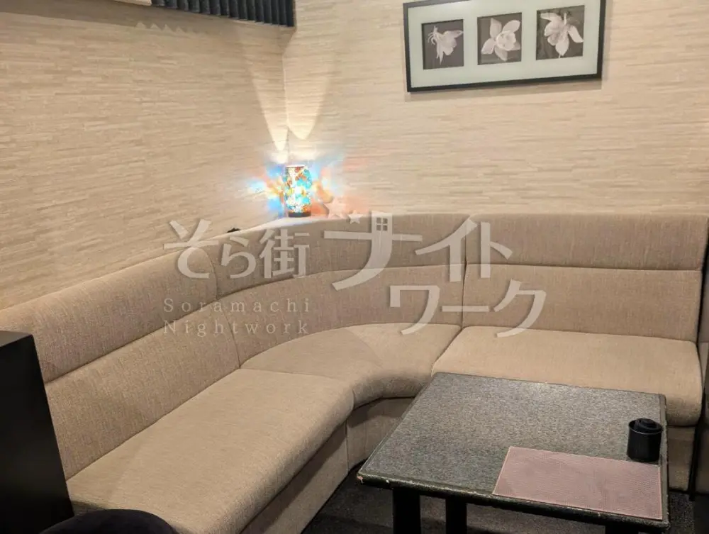 マスターのお手伝い★時給3000円~!30代活躍中♪送迎あります!