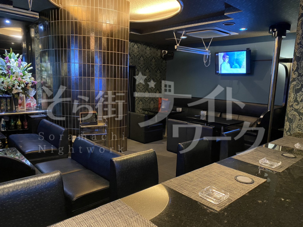 丸亀人気店のボーイ（ホール）さん募集！未経験の方大歓迎♪