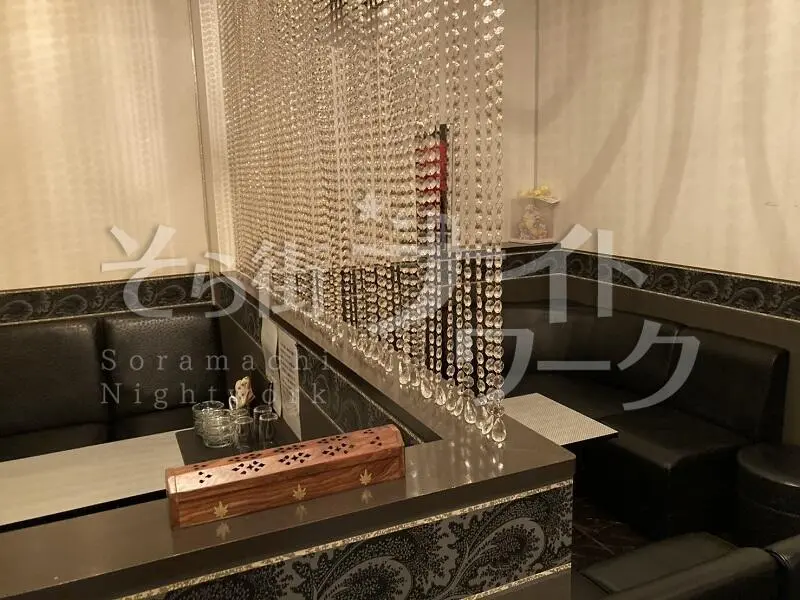 稼がせるのが当たり前!慕われ店長のモットーは「楽しく稼ごう」♪