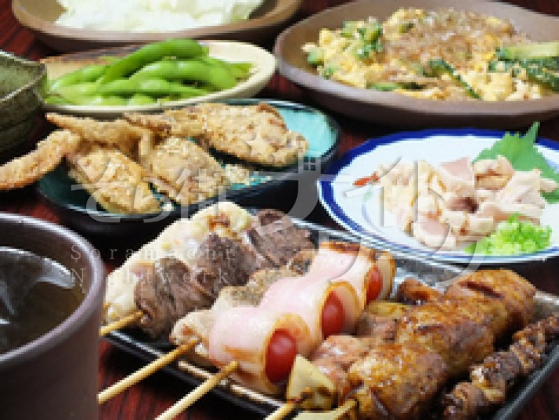 店内に流れるジャズで雰囲気は◎デートや、落ち着いた話にもピッタリ!!カウンター越しに店主との会話を楽しむのもOK
